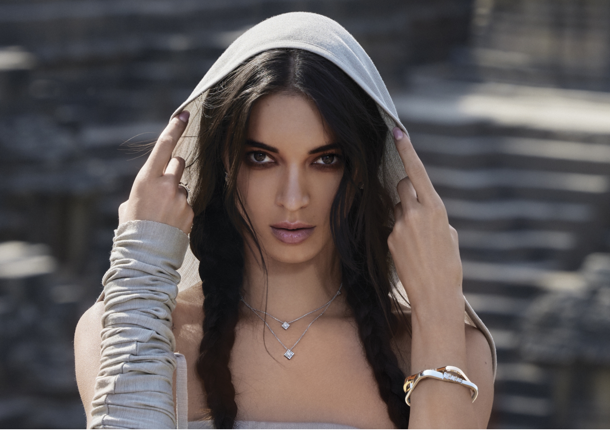 Samave by Zoya fine diamond jewellery in white and rose gold
